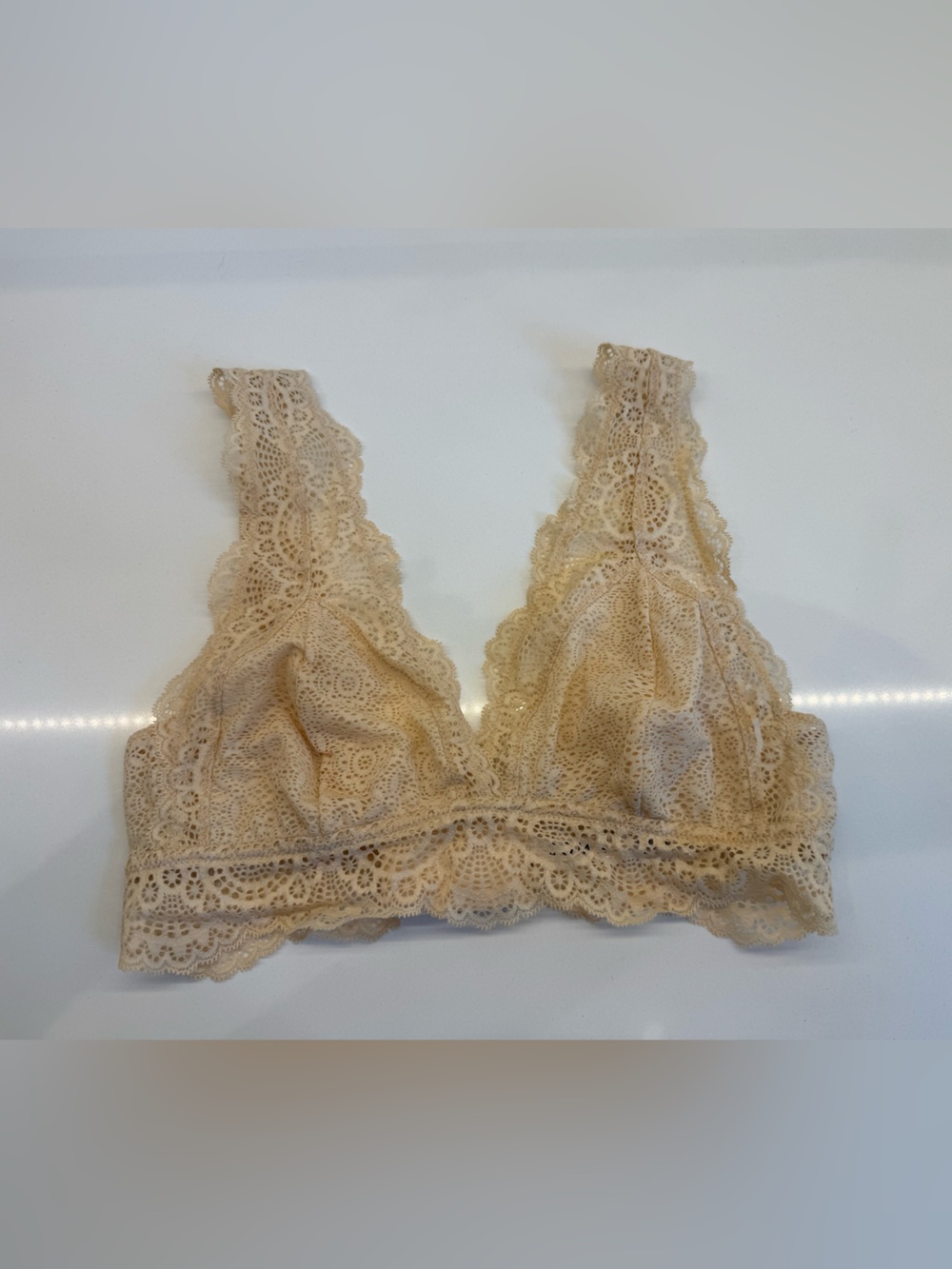 SOMA Crochet Lace Bralette in Beige - size M